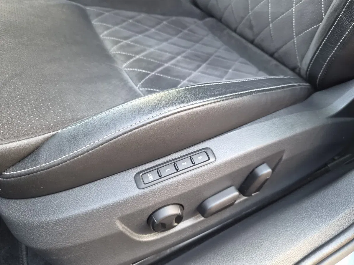Škoda Superb - Náhled 8