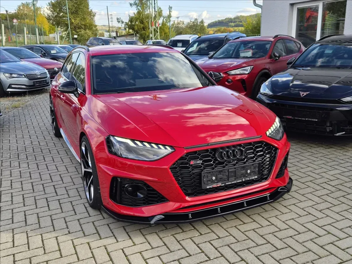 Audi RS 4 - Náhled 4