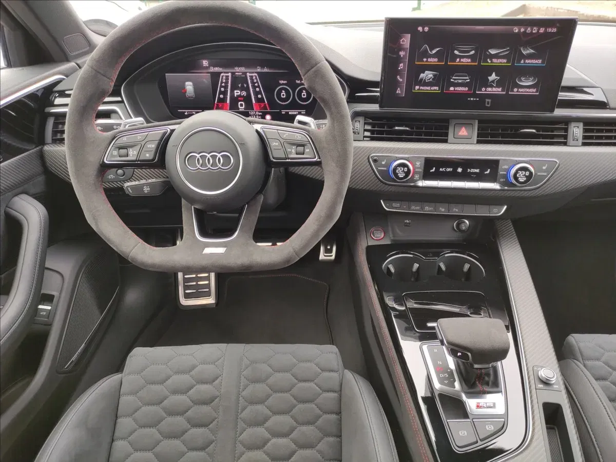 Audi RS 4 - Náhled 8