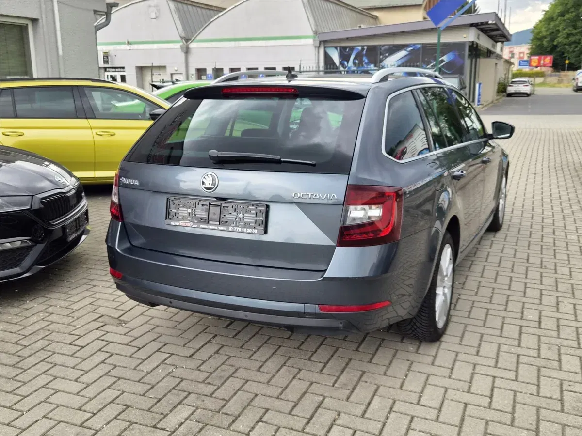 Škoda Octavia - Náhled 3