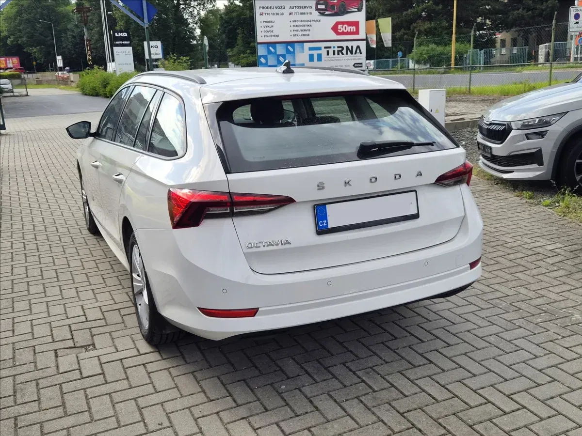 Škoda Octavia - Náhled 2