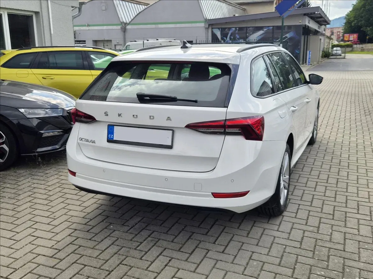 Škoda Octavia - Náhled 3