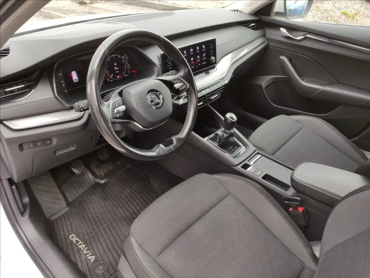 Škoda Octavia - Náhled 5