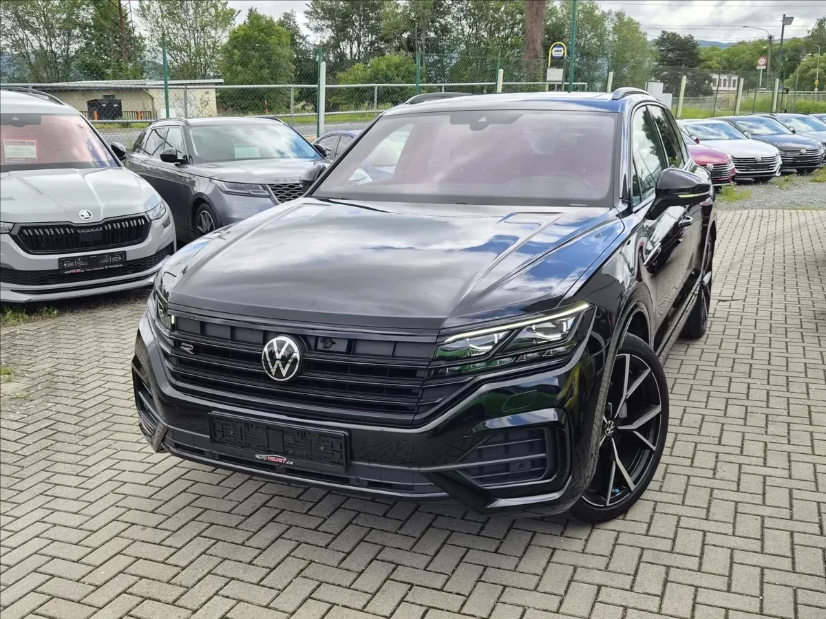 Volkswagen Touareg 3,0 TDi R-Line BLACK STYLE *MAX.VÝBAVA*, 2023