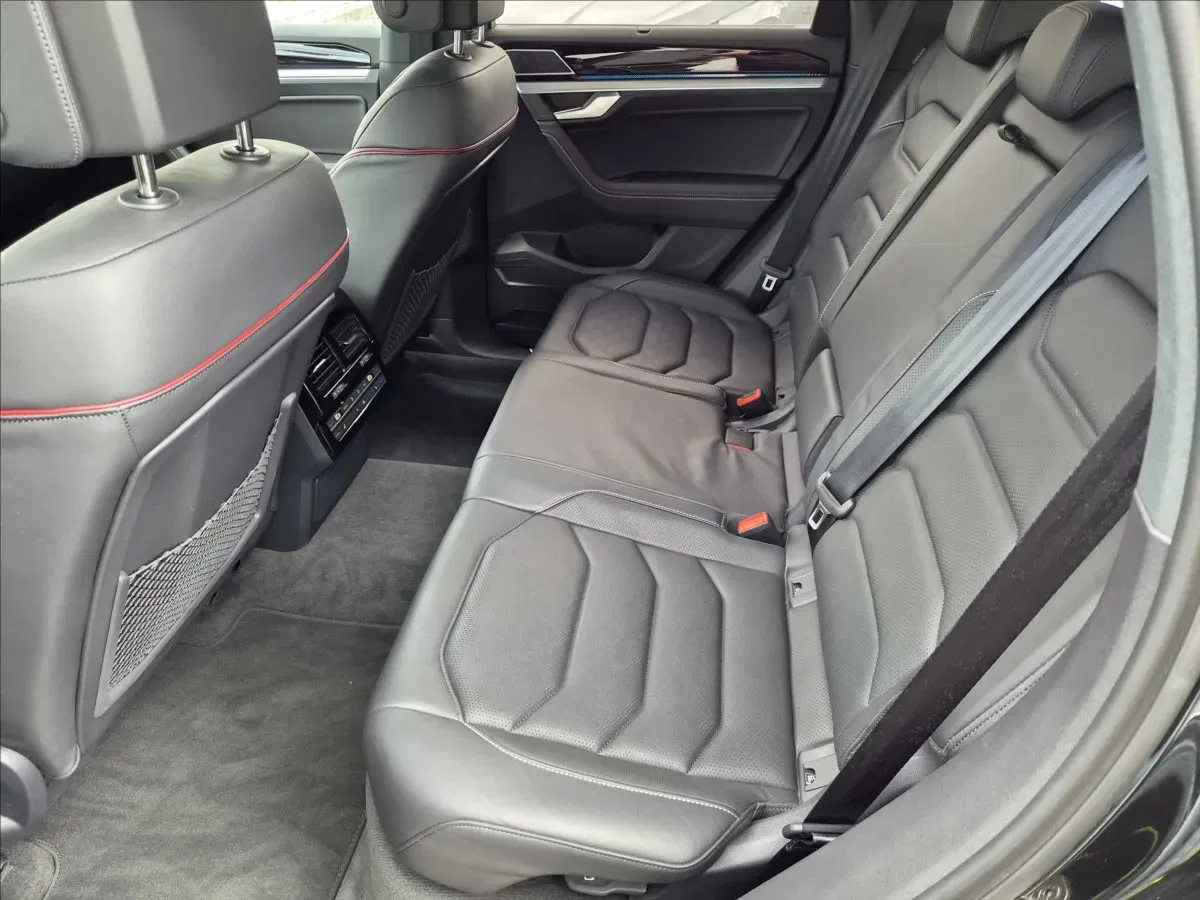 Volkswagen Touareg - Náhled 7