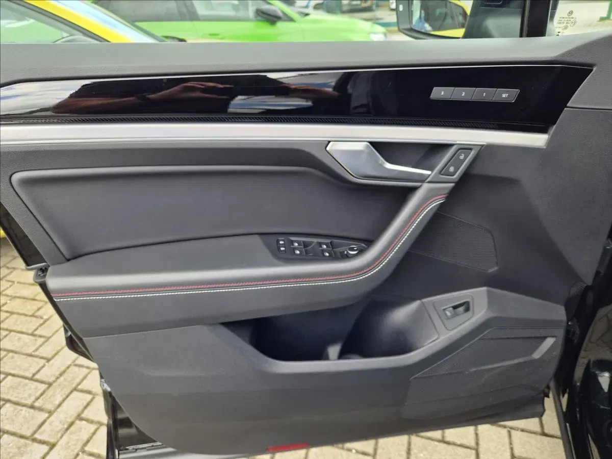 Volkswagen Touareg - Náhled 8