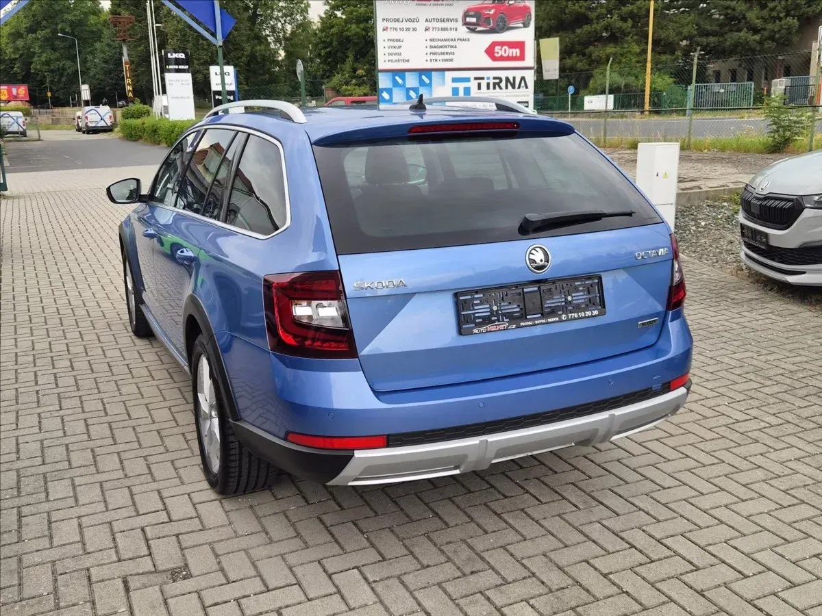 Škoda Octavia - Náhled 2