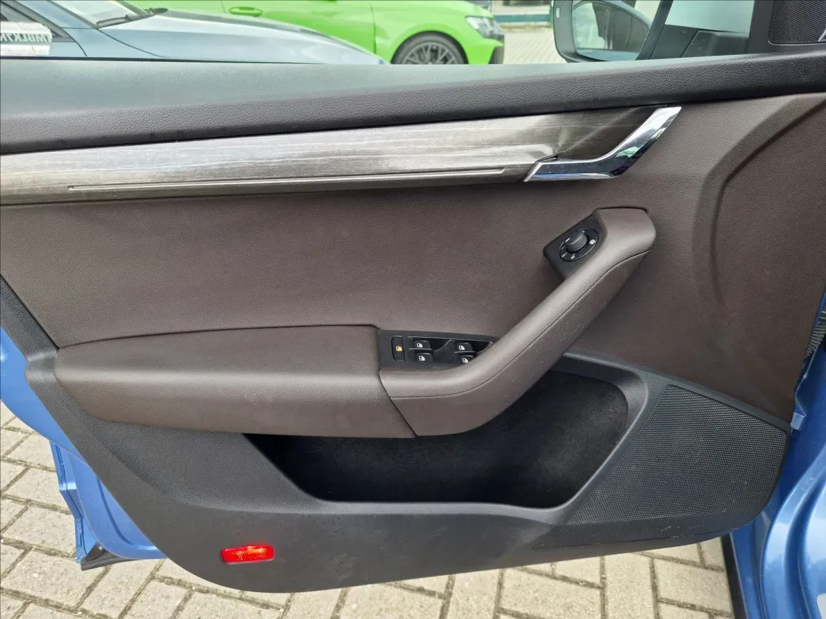 Škoda Octavia - Náhled 8