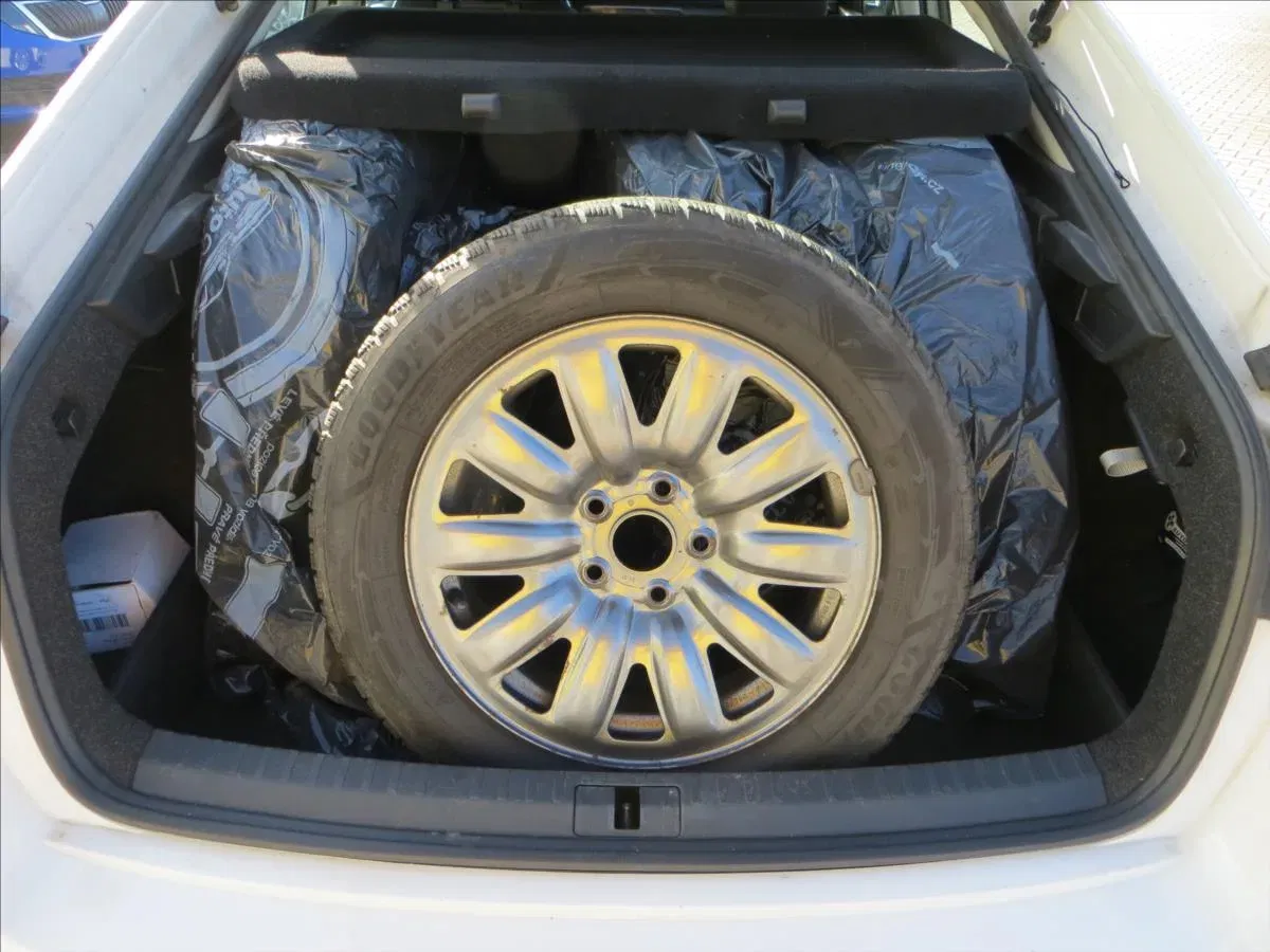 Škoda Octavia - Náhled 8