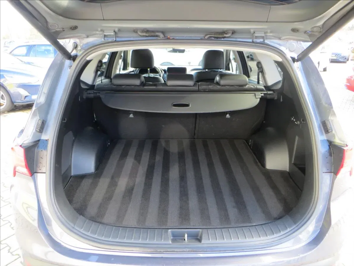 Hyundai Santa Fe - Náhled 7
