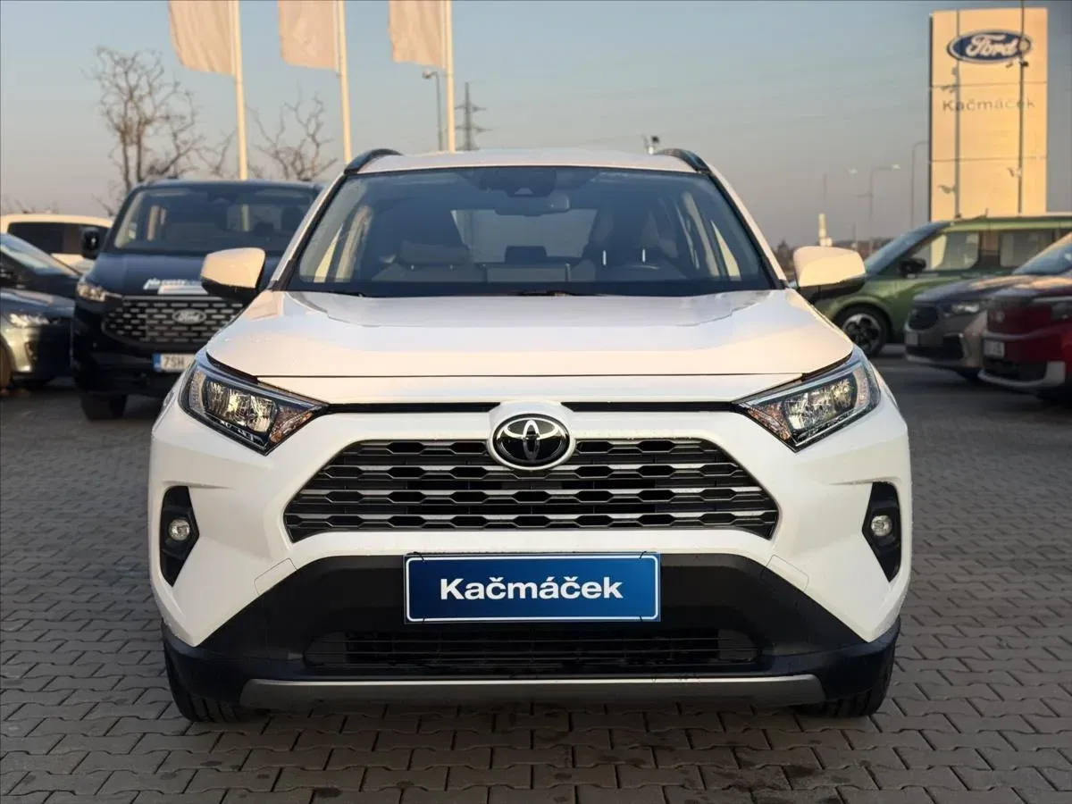 Toyota RAV4 - Náhled 8
