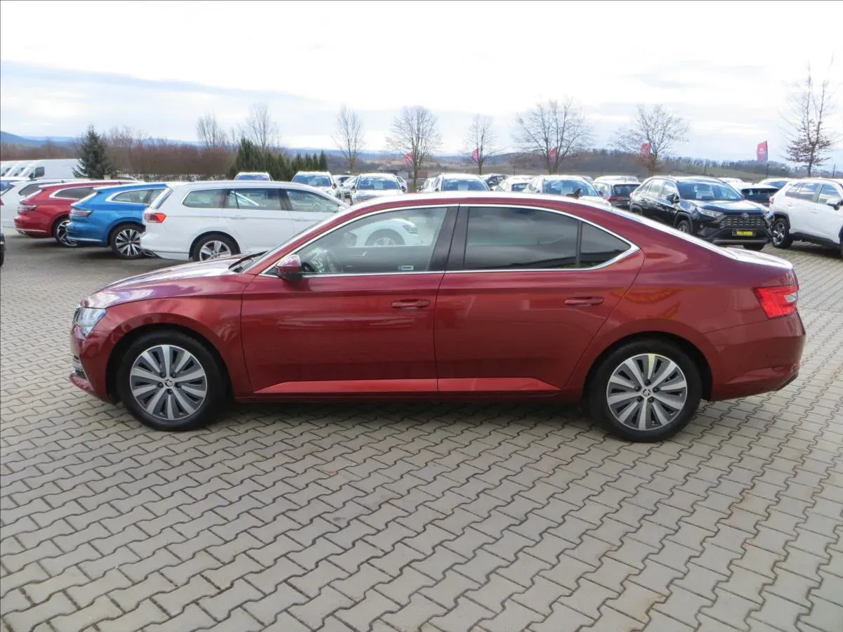 Škoda Superb - Náhled 4