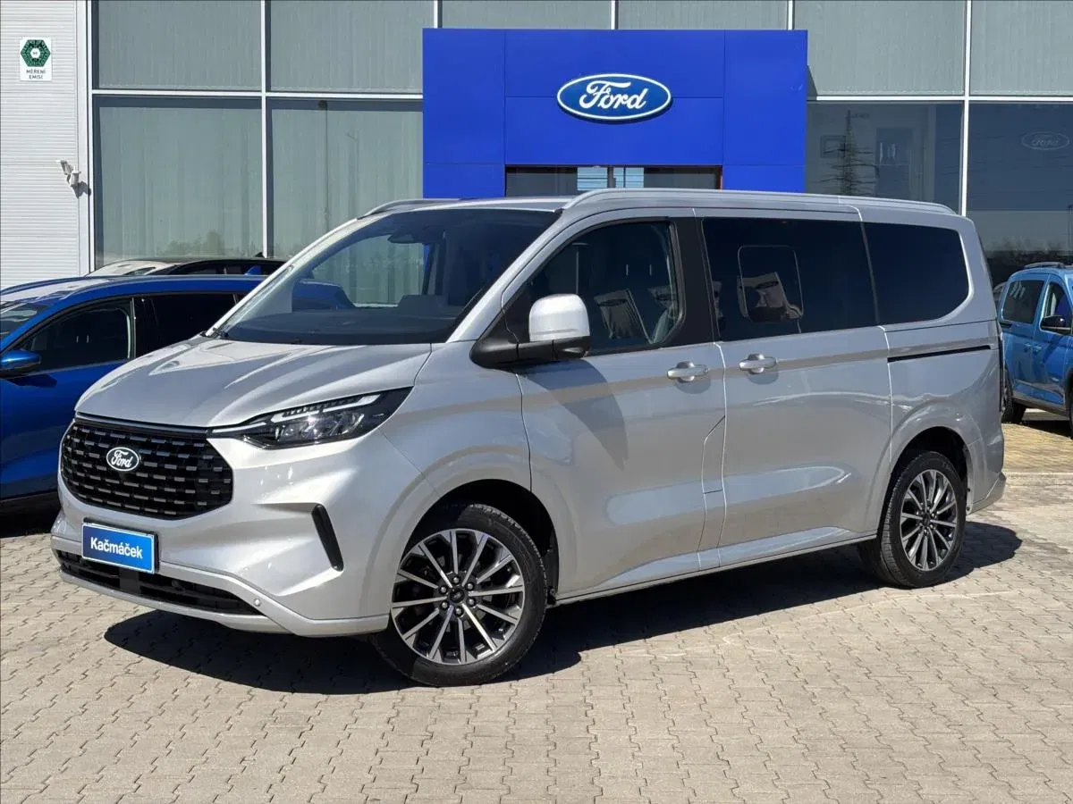 Ford Tourneo Custom - Obrázek 1