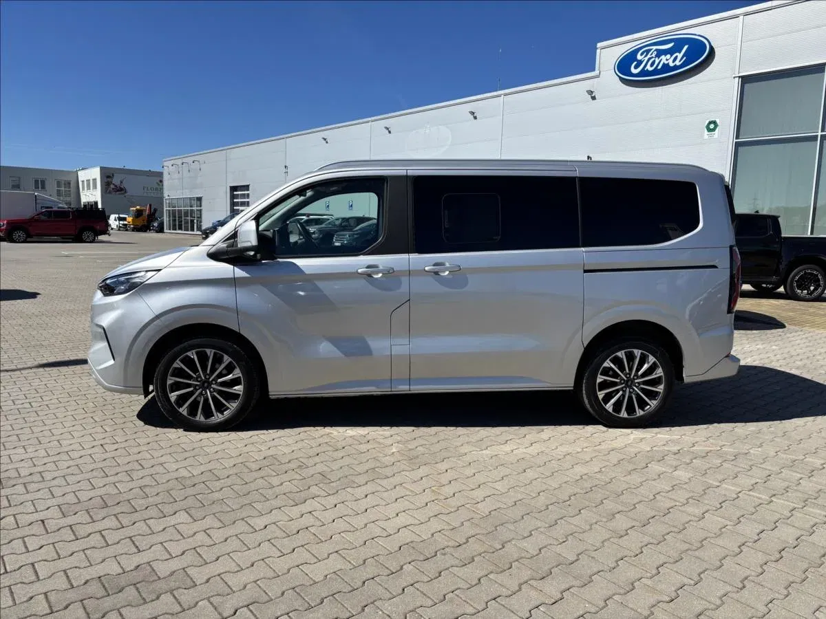 Ford Tourneo Custom - Náhled 2