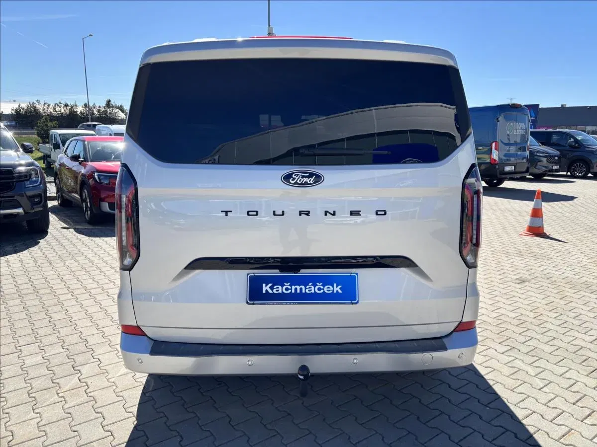 Ford Tourneo Custom - Náhled 4