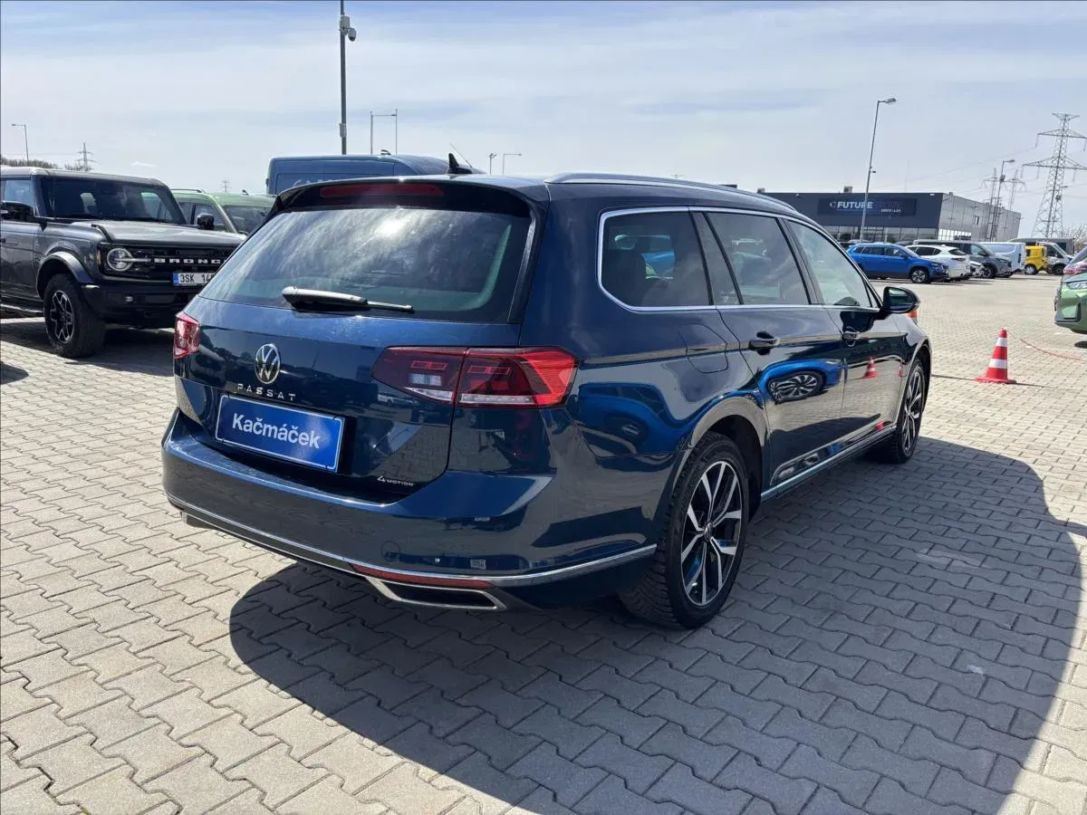 Volkswagen Passat - Náhled 5
