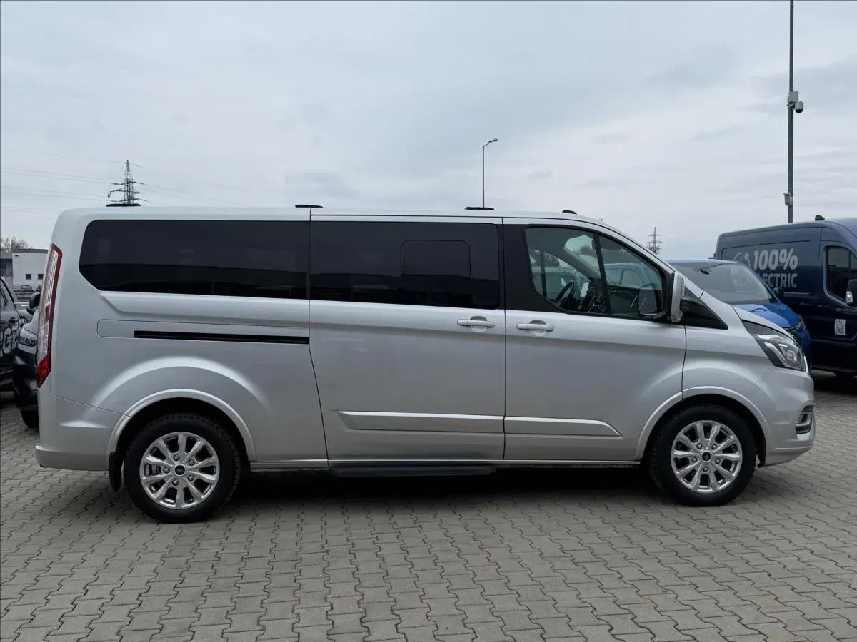 Ford Tourneo Custom - Náhled 6