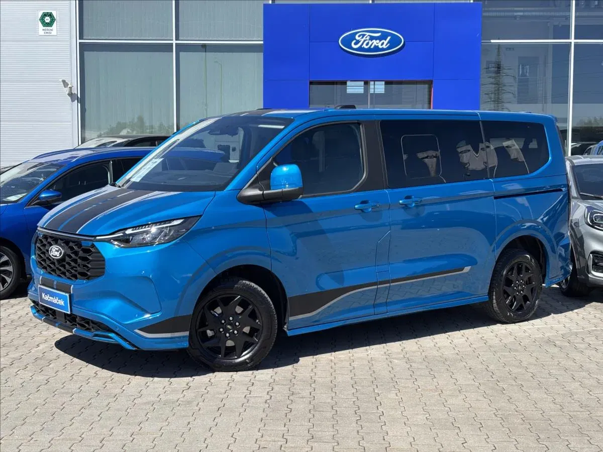 Ford Tourneo Custom - Obrázek 1