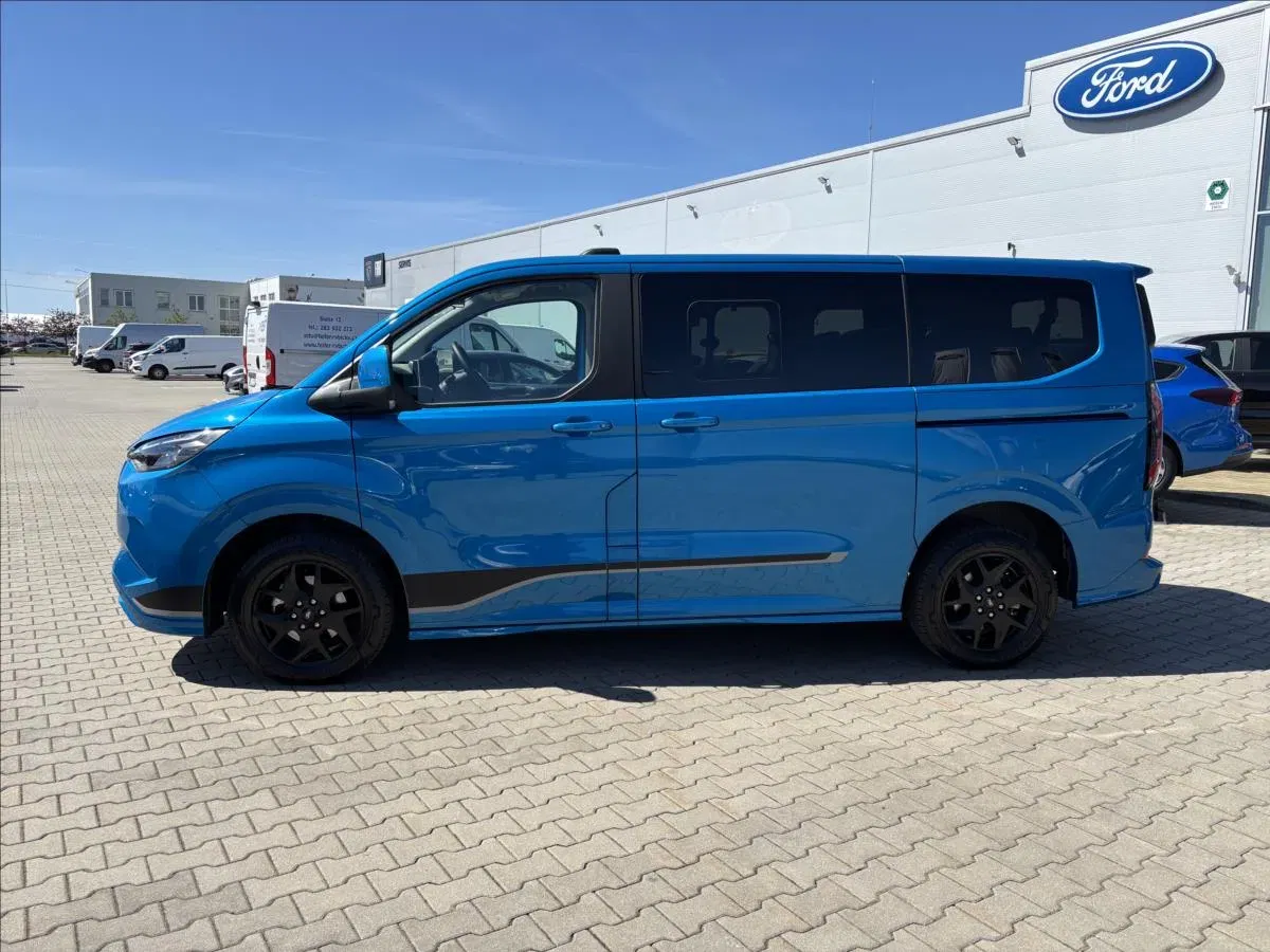 Ford Tourneo Custom - Náhled 2