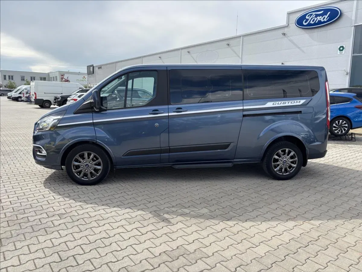 Ford Tourneo Custom - Náhled 2