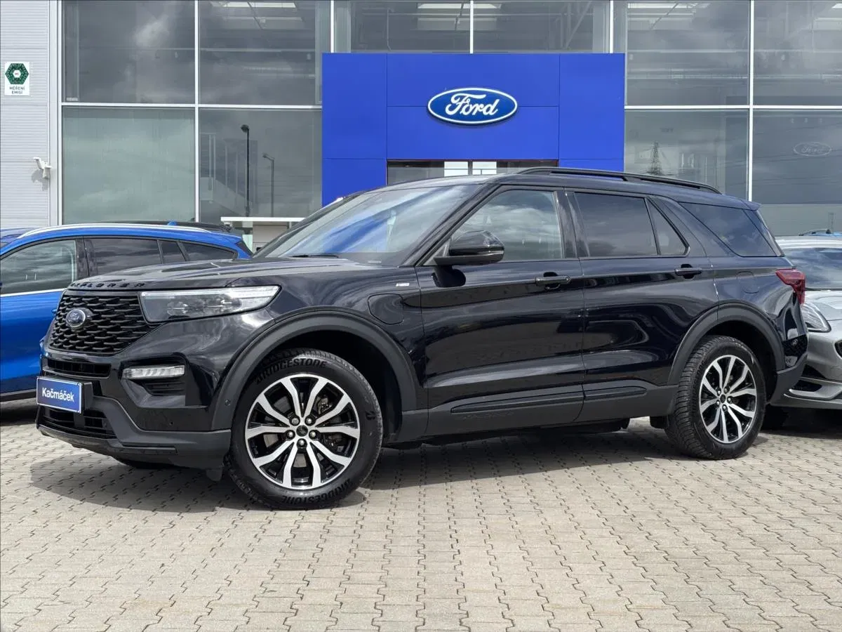 Ford Explorer - Obrázek 1