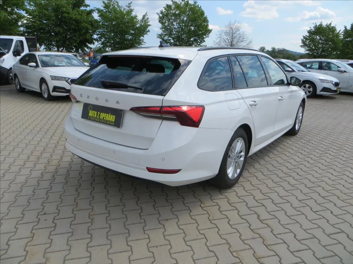 Škoda Octavia - Náhled 8