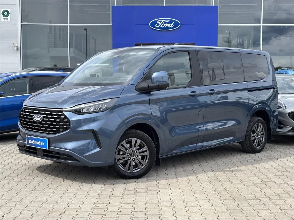 Ford Tourneo Custom - Obrázek 1