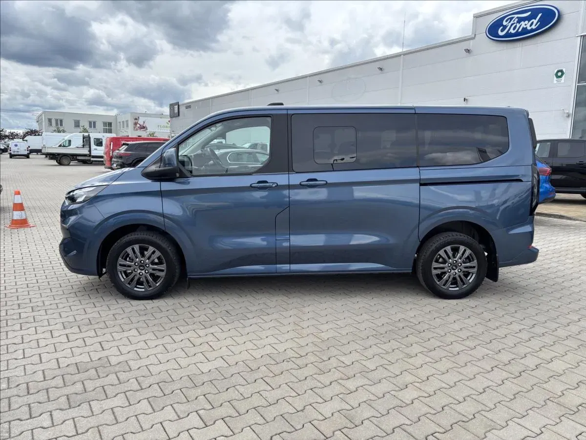 Ford Tourneo Custom - Náhled 2