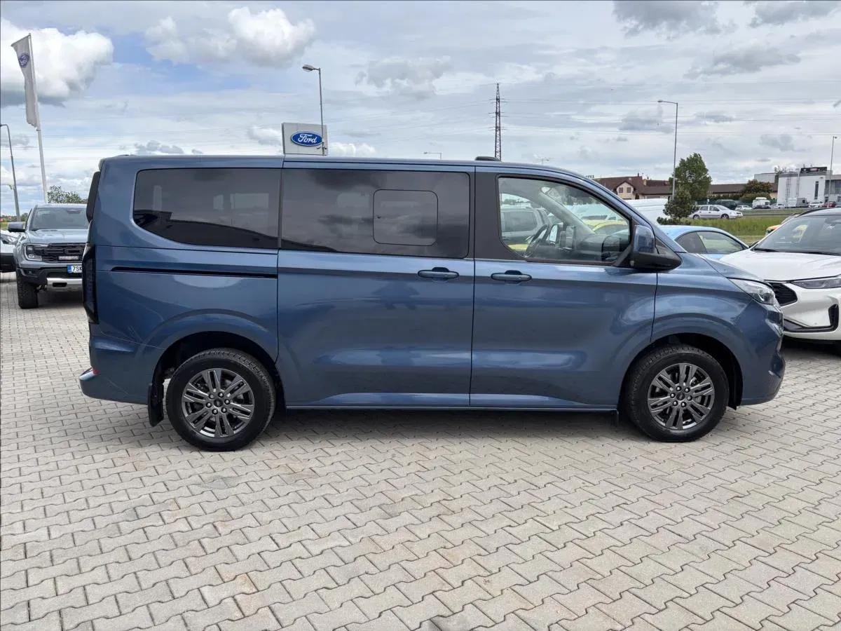 Ford Tourneo Custom - Náhled 6