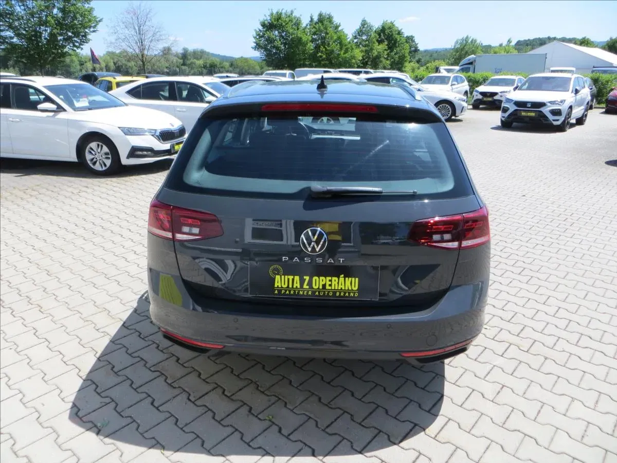 Volkswagen Passat - Náhled 6