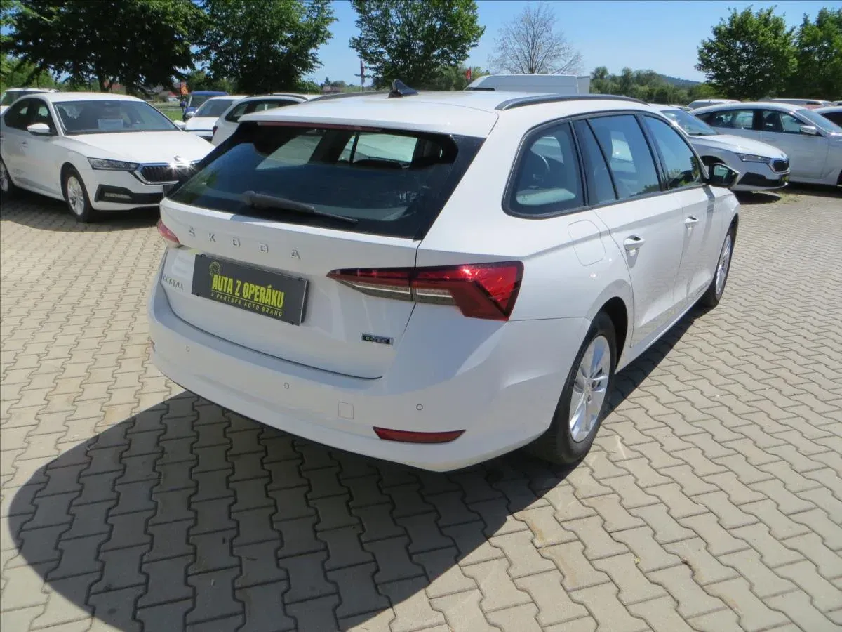 Škoda Octavia - Náhled 8