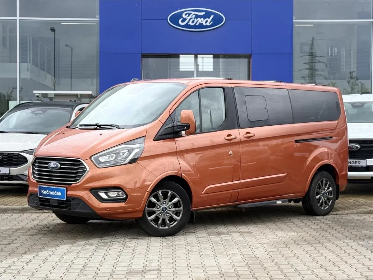 Ford Tourneo Custom - Obrázek 1
