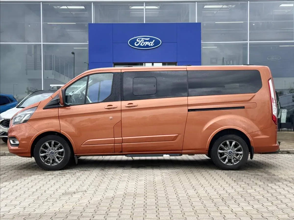 Ford Tourneo Custom - Náhled 2