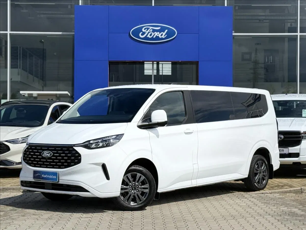 Ford Tourneo Custom - Obrázek 1