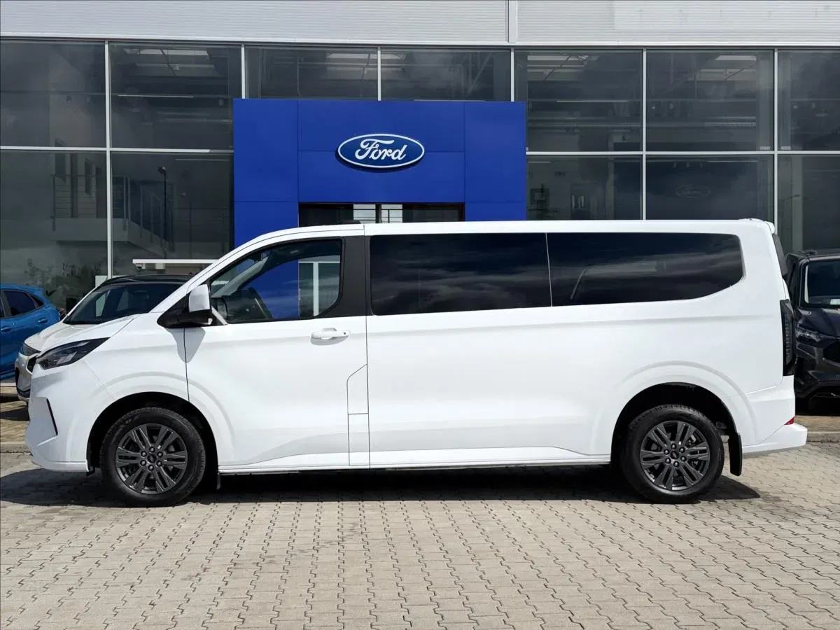 Ford Tourneo Custom - Náhled 2