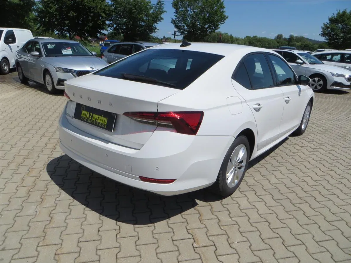 Škoda Octavia - Náhled 8
