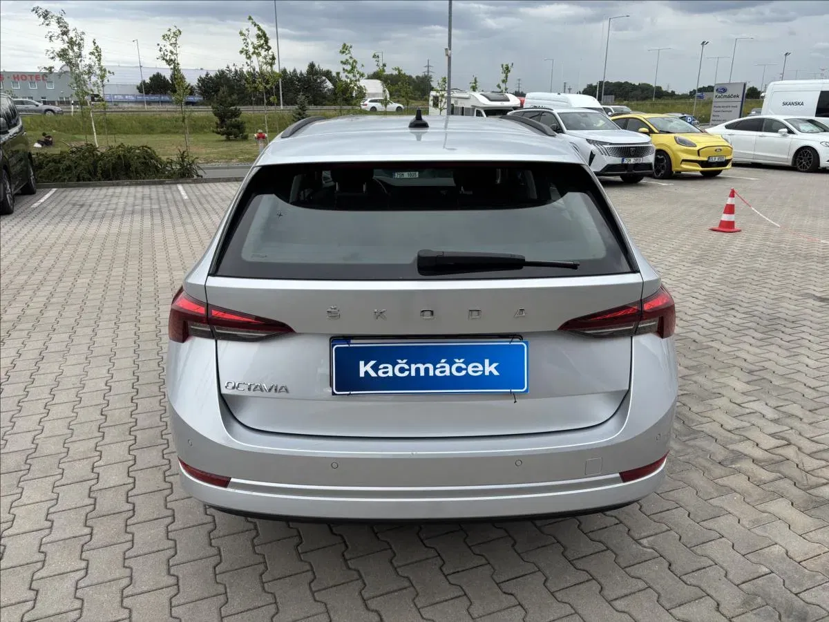 Škoda Octavia - Náhled 4