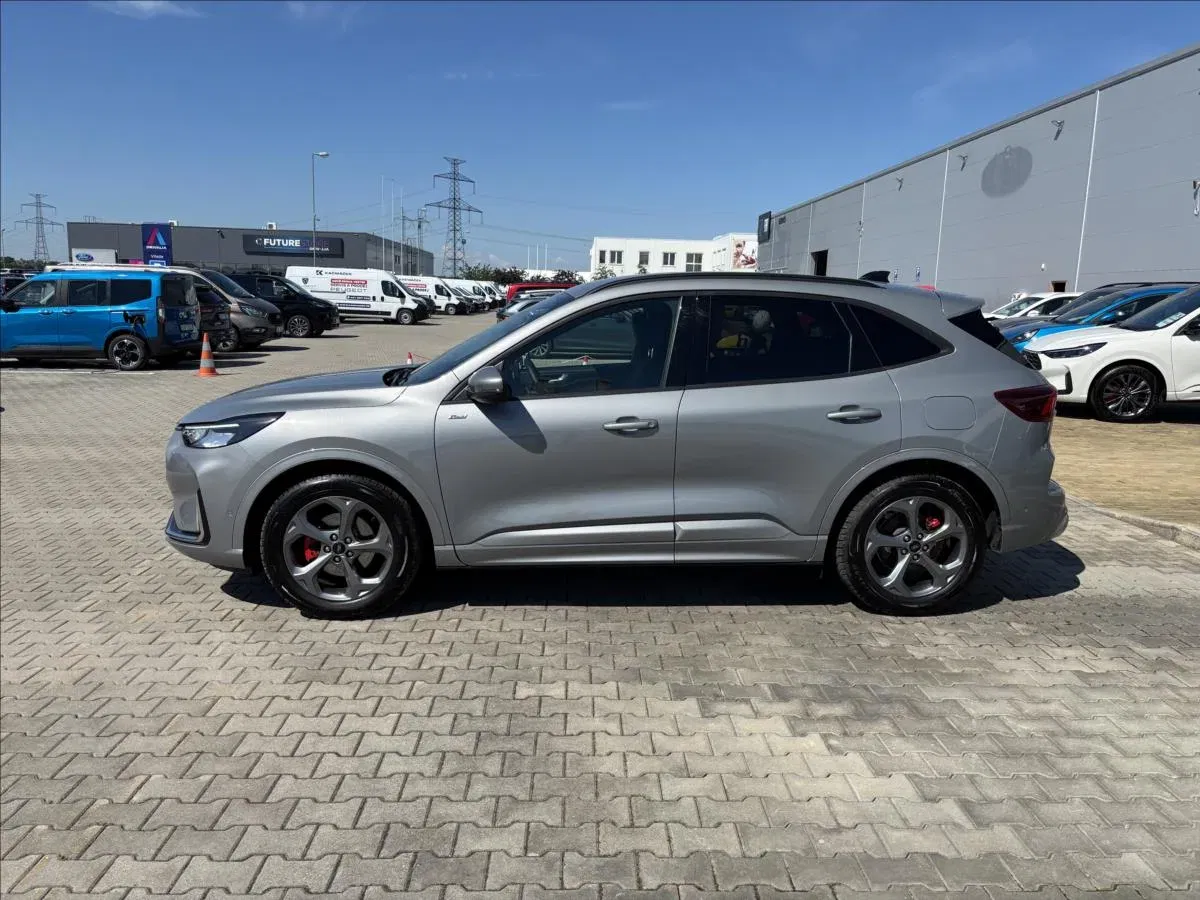 Ford Kuga - Náhled 2