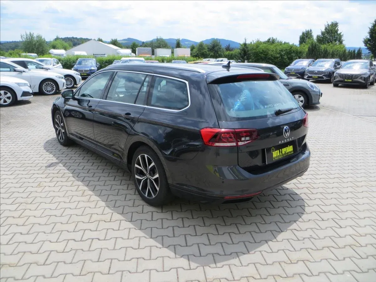 Volkswagen Passat - Náhled 5