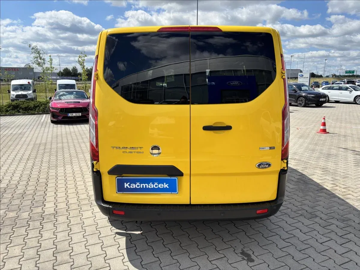 Ford Transit Custom - Náhled 4
