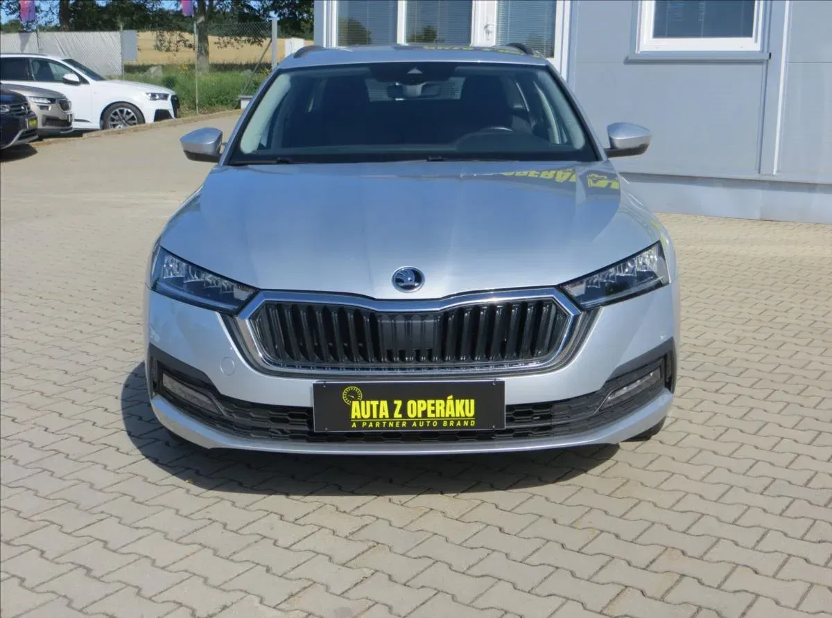 Škoda Octavia - Náhled 2
