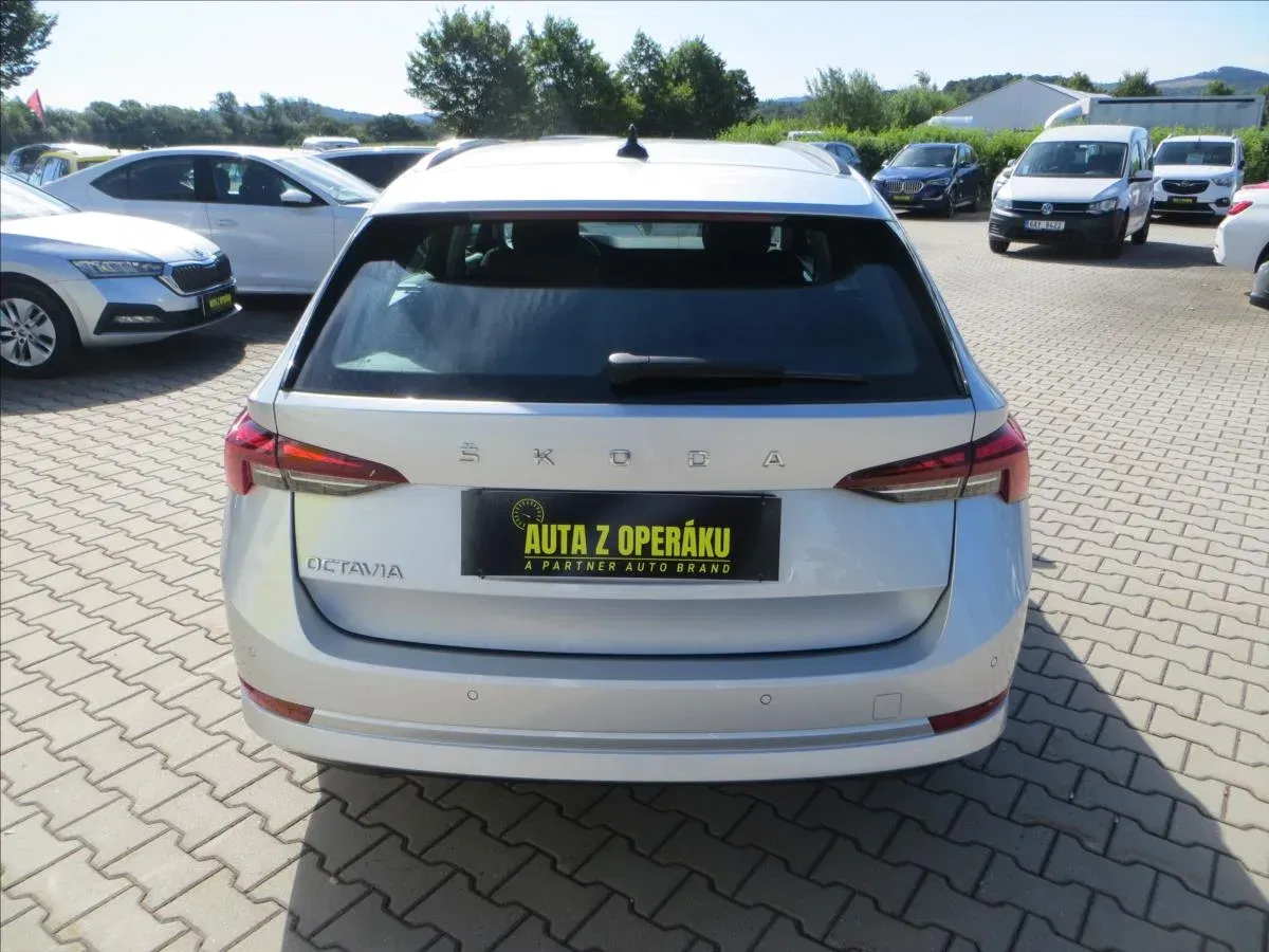 Škoda Octavia - Náhled 6