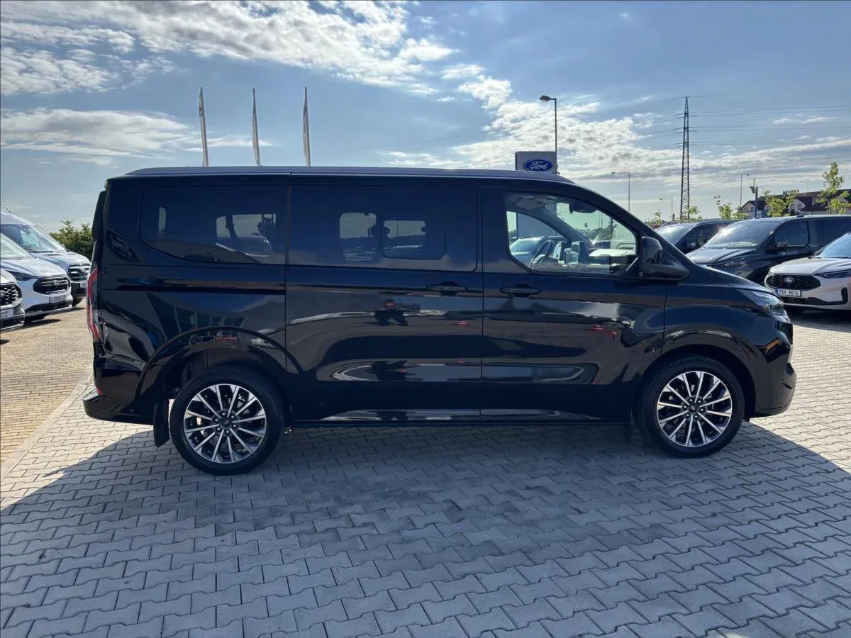 Ford Tourneo Custom - Náhled 6