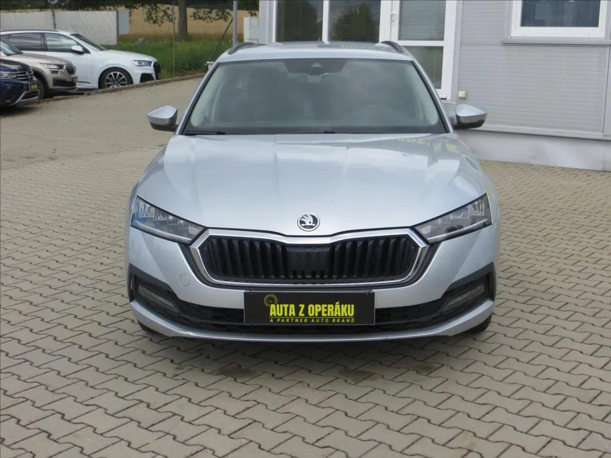 Škoda Octavia - Náhled 2
