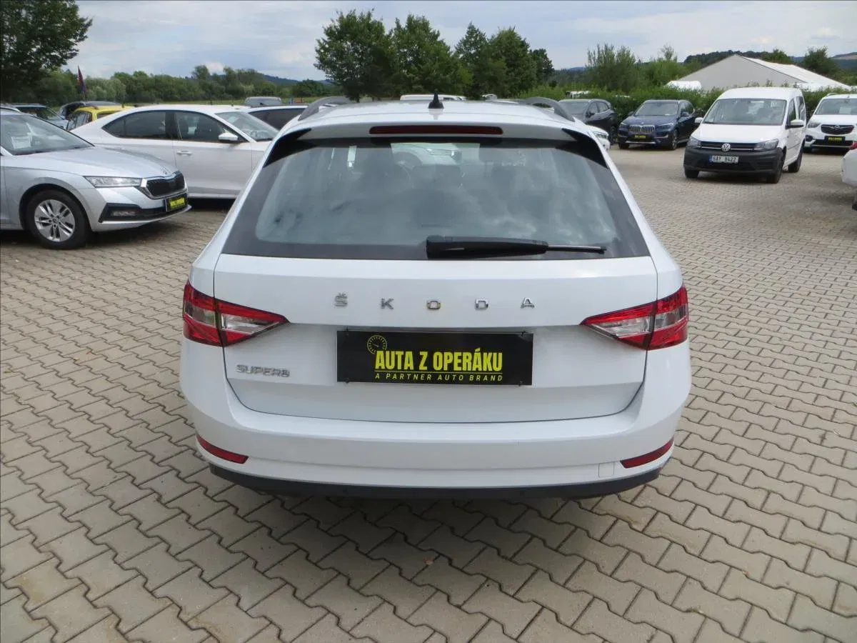 Škoda Superb - Náhled 6