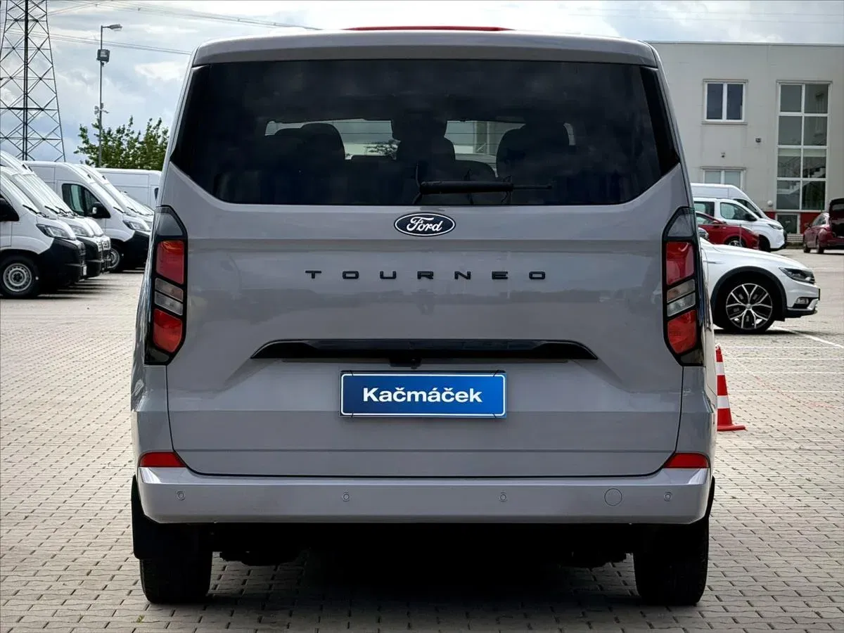 Ford Tourneo Custom - Náhled 4