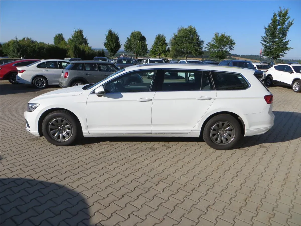 Volkswagen Passat - Náhled 4