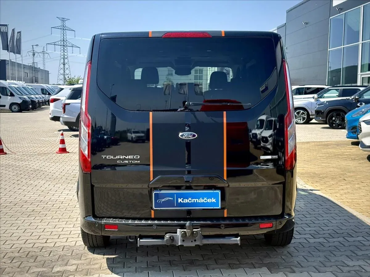 Ford Tourneo Custom - Náhled 4