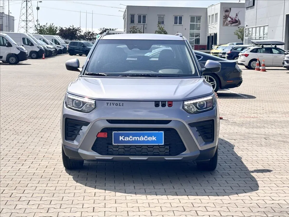 KGM Tivoli - Náhled 8