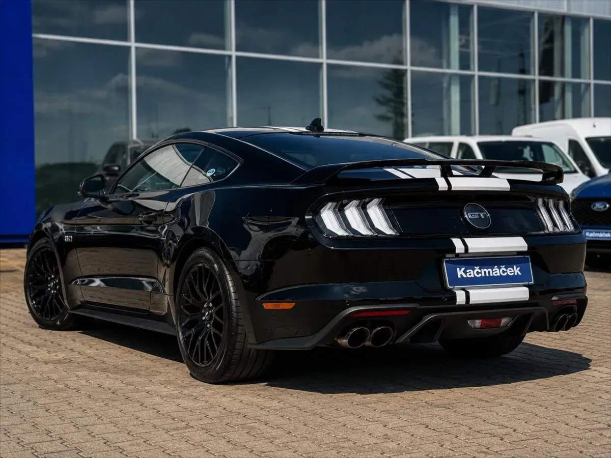 Ford Mustang - Náhled 3